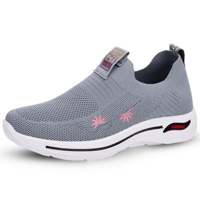 China Wear-resistant sports shoes non-slip lightweight comfortable sports running women's shoes and sports breathable women's shoes for sale