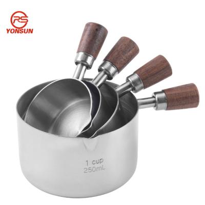 China 2023 4Piece Stainless Steel Viable Measuring Cup Set Kitchen Cooking Tools With Mini Wood Handle for sale