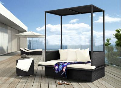 China Black Outdoor Rattan Furniture Beach Double Rattan Sunbed With Roof for sale