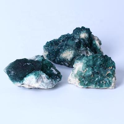 China Europe Healing Crystal Rock Stone Mineral Natural High Quality Specimen Rough Green Fluorite For Home Decoration for sale