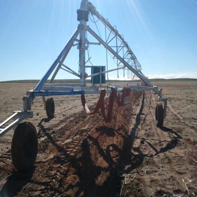 China Towable Central Pivot Irrigation Increase Irrigation Farm Irrigation Suction Watering Equipment for sale