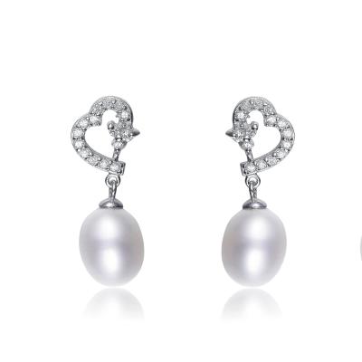 China Romantic Faux Pearl With White Zircon Heart Shape Halo 925 Sterling Silver Earrings for sale