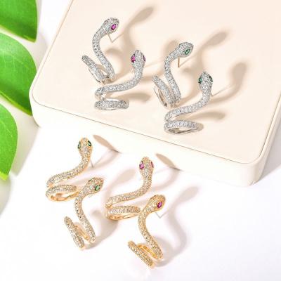 China Vintage FASHIONABLE Wholesale Earring Jewelry Women Shiny Gold Plated Full Zircon Snake Ear Clip Copper Pave Earring for sale