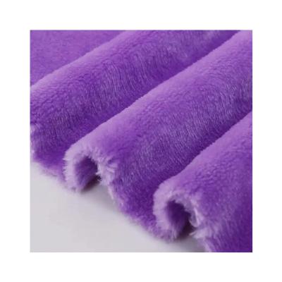 Κίνα Προσαρμοσμένο χρώμα 100D Yarn Count Coral Fleece Fabric για Πιτζάμες 300gm Double Faced προς πώληση