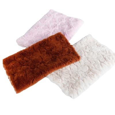 China Rabbit Fur Carpet Fabric with Design Pattern Width 58/60