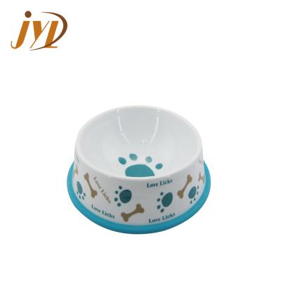 China Sustainable Base Anti Slip Pet Silicone Bowl Small Volume Cat Watering Feeder for sale