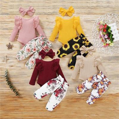 China Europe and America 2021 new autumn spot sweater printed cute whole hand cotton wholesale pants suits non-hooded women's suit for sale