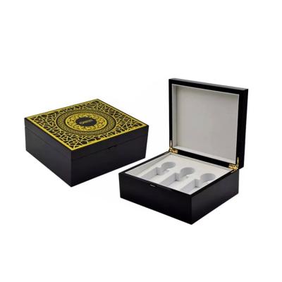 China Factory Wholesale Recyclable High Gloss Finish Lacquer Wooden Perfume Box for sale