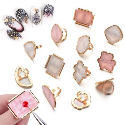 China Easy Apply Mix Polish Paint Nail Art Stone Acrylic UV Gel Color Resin Nail Plate Palette Finger Ring Plate for sale