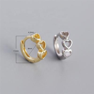 China Qicai FASHIONABLE Special Design S925 Sterling Silver Made Real Gold Plated Three Connected Heart Hollow Out Circle Stud Earrings for sale