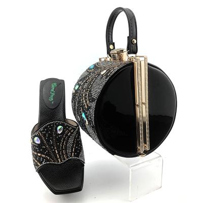 China Fashion Trend New Design Italian Women Shoes And Bags Set Decorated With African Rhinestone Ladies Shoe And Bag Set for sale