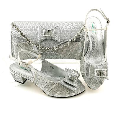 China Fashion trend MM1126 silver elegant shoe and matching bag set for wedding and parade for sale