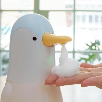 China Infrared Foam Soap Dispenser Portable Penguin Sensor Foam Hand Sanitizer Dispenser for sale