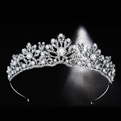 China Wholesale High Quality Zinc Alloy Girls Beauty Pageant Crown Tiara Princess Wedding Crown For Bride +Rhinestone Meiduo for sale