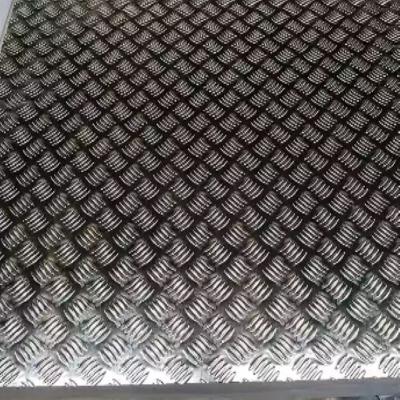 China Diamond Plate Eco - Friendly 3003 Aluminum Checkered Plate 5052 6061 Price Embossed Perforated Aluminum Sheet for sale