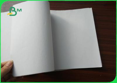 China Papel sin recubrimiento blanco garantía/80gsm de Eco Friendily para imprimir y empaquetar en venta