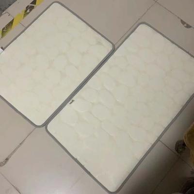 China Customized Hot Selling Luxury 100% Cotton Modern Bathroom Jacquard Bath Mats for sale