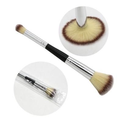 China Angular Blush Fashion Design Unique Makeup Brushes Custom Makeup Powder Brush Big For Woman for sale