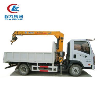 China TRUCK CRANE Sinotruk boom truck with crane for sale