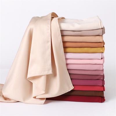 China Wholesale Premium Muslim Scarf Women Bubble Lady Muslim Scarves Long Shawl Satin Silk Shimmer Plain Dull Satin Hijab Hijab for sale