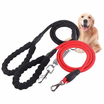 China 2020 Soft Padded Amazon Handle Tracking Pet Product Dog Leash Climbing Reflective Spring Twisted Nylon Rope for sale