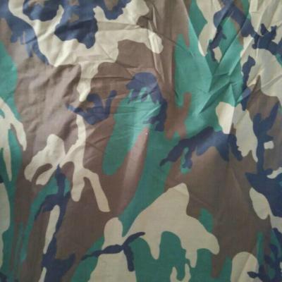 China Organic high quality twill woodland camo military camouflage printed fabric for clothes for sale