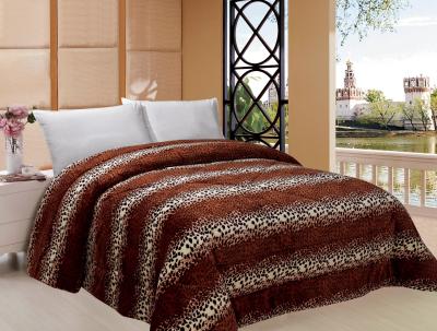 China Leopard Style Winter Quilt Sets Square Stitching With ISO9001 Certification for sale