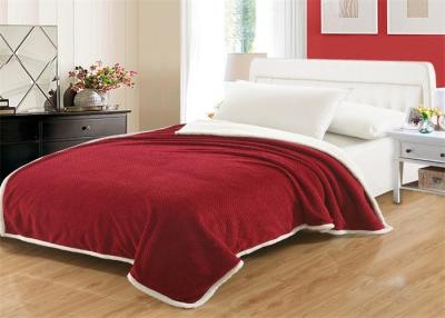 China Bright Red Coral Fleece Blanket 0.5cm Thickness No Bleaching For Bedrooms for sale