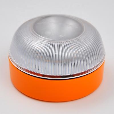 China Hot Selling New Design DGT V16 Flash Aid Gps Waterproof Car Emergency Rechargeable Lamp Light With Magnetic Base Diameter 85*52mm/3.35*2.05 In for sale