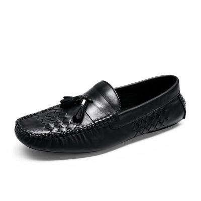 China Fashion Trend Leather Woven Mens Loafers Shoes British Handmade Cowhide Training Shoes for sale