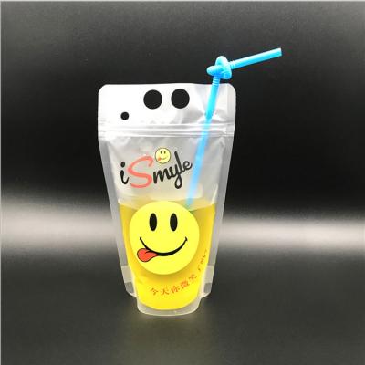 China Disposable High Quality Customized Reusable Plastic Pouch Beverage Bag With Zipper for sale