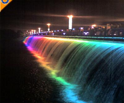 Chine Pont jardin extérieur fontaines d'eau de couleur changeante à vendre