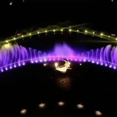 Cina DMX 512 / RGB Light Digital Water Curtain Fountain For Tourist Attraction in vendita