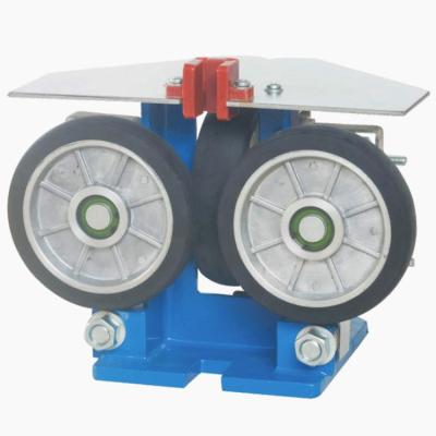 China Contemporary Speed2.5m/s Elevator Cabin Guide Rail Roller Roller High Elevator Parts Elastic Guide Shoe à venda