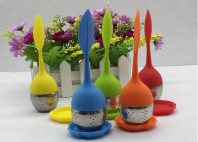 China Leaf Shape Houseware Cute Tea Strainer With  Silicone And Stainless Steel Material for sale