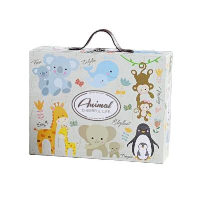 China Animal League Suitcase Baby One Month Suit Set Packing Box Fixed Gift Box with Leather Handle zu verkaufen