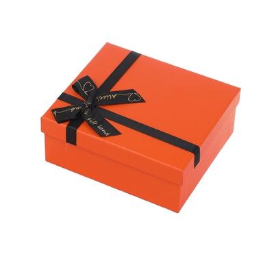 China Fashion Recyclable Gift Box Manufacturer Direct Selling Magnetic Folding Packing Box Custom Box for sale