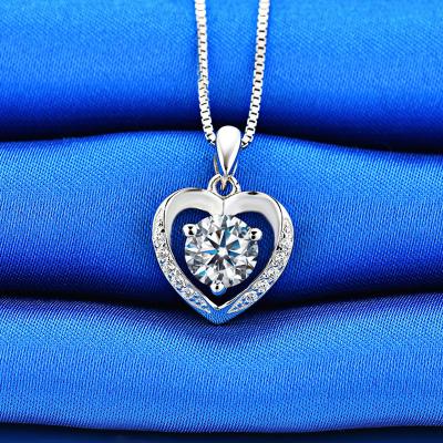 China Korean White Gold Surrounded Heart Shaped Jewelry 18k Diamond Pendant Fashion Simple Temperament 925 Silver Environmentally Friendly Moissanite Necklace for sale