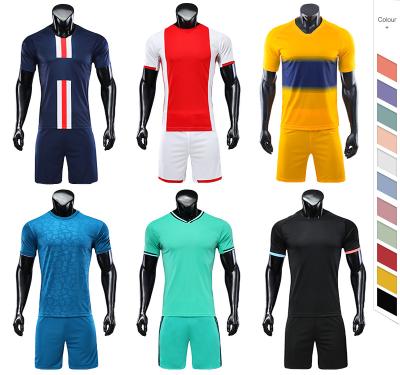 China Soft Breathable Elastic Custom Wear Sublimation Football Soccer Uniform Jersey Set For Clubs for sale