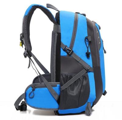 China Outdoor Canvas Travel Bag Waterproof Combat Backpack Stitching Bag and Fashion Element for sale