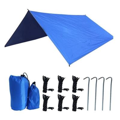 China Tienda de campamento de poliéster de revestimiento plateado para protección contra la lluvia al aire libre y sombra solar en venta