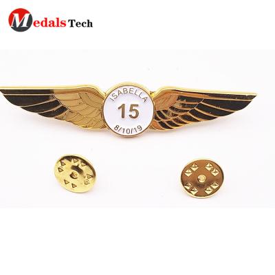 China Europe Lapel Pin China Gold Plating 3D Metal Wing Shape Lapel Pin For Gifts for sale