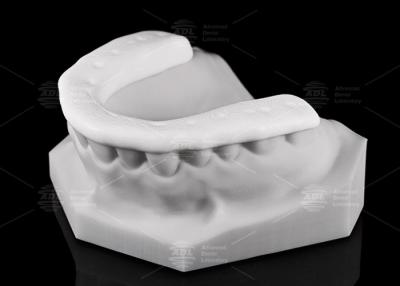 China Durabilidad y transpirabilidad 3D Impreso de Nylon Oclusal Splint / Guardia nocturna para estilos de vida activos en venta