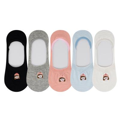 China Cute Embroidery Girls Cotton Boat Socks Invisible Non-slip Breathable Promotional High Quality Material Women for sale