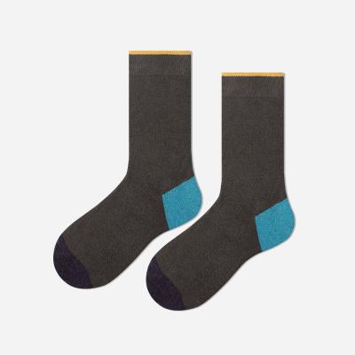 China Factory Price Good Quality Cheap Colored Breathable Fashion Men's Medium Tube Crew Socks for sale