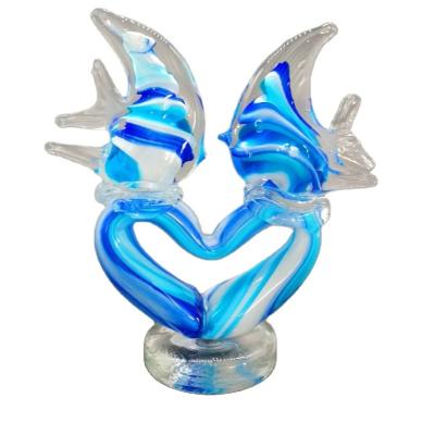 China Double Heart Fish Love Glass Sculpture International Glass Decoration Art With Base for sale