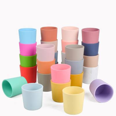 China Minimalist Cute Portable Color Baby Water Bottle Food Grade Silicone Silicone Water Cup Anti Scalding Cup Learn To Drink Cup For Kids for sale