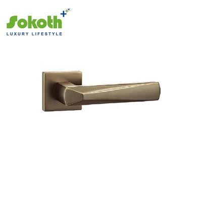 China Good Plating Hardware Contemporary Door Handle , Interior Hardware Door Handle Zinc Alloy Antique Door Handle for sale