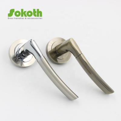 China Easy Installation Poland Market Modern Design Entry Lever Interior Door Handle for sale