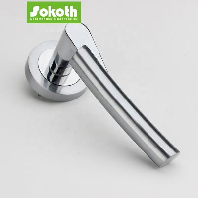 China Good Plating UK Market Price Modern Main Door Handle Lock For Bedroom Bathroom for sale